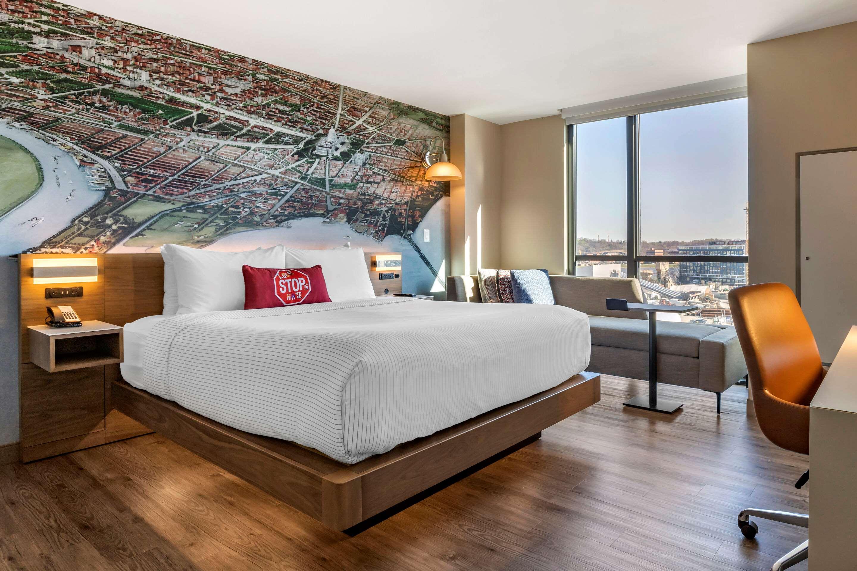 cambria hotel washington d c navy yard riverfront