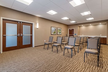 comfort suites camp hill harrisburg west