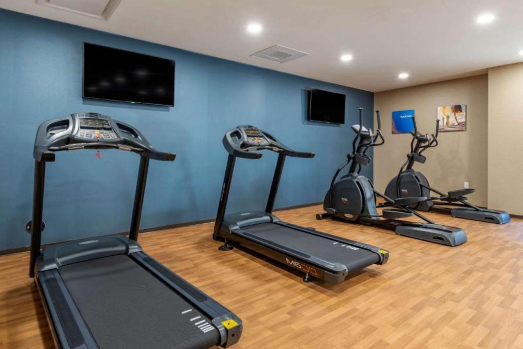 comfort suites camp hill harrisburg west