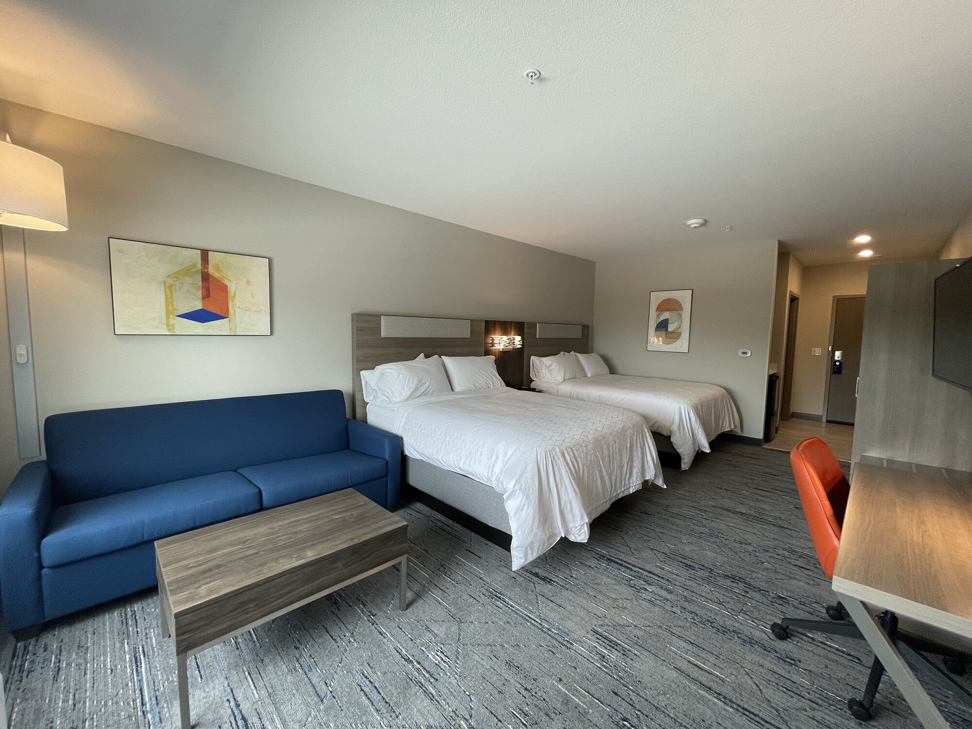 holiday inn express and suites ft smith airport