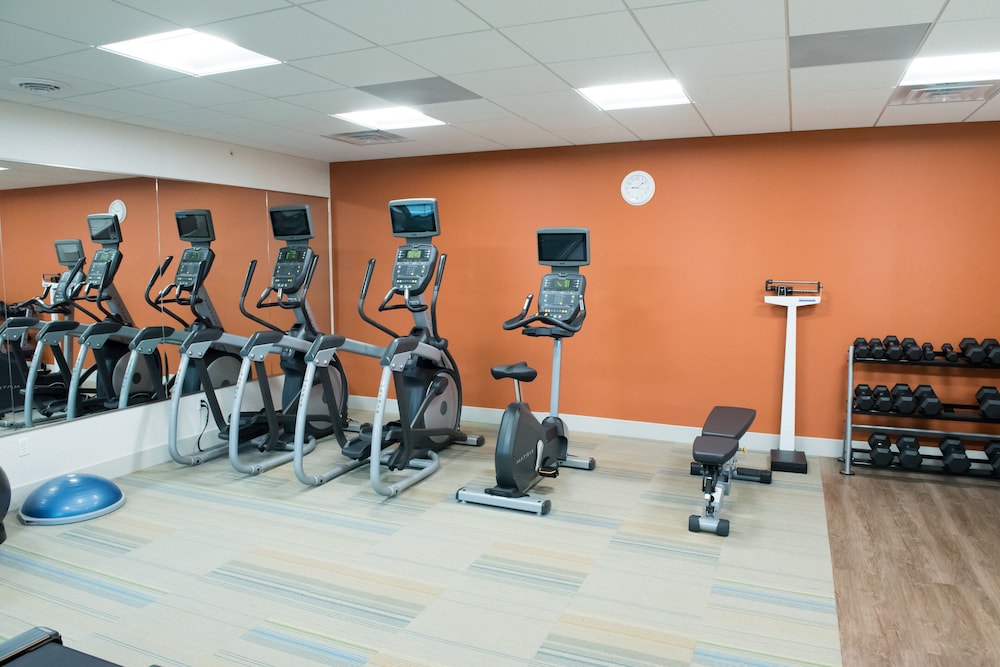 holiday inn express and suites dayton north vandalia