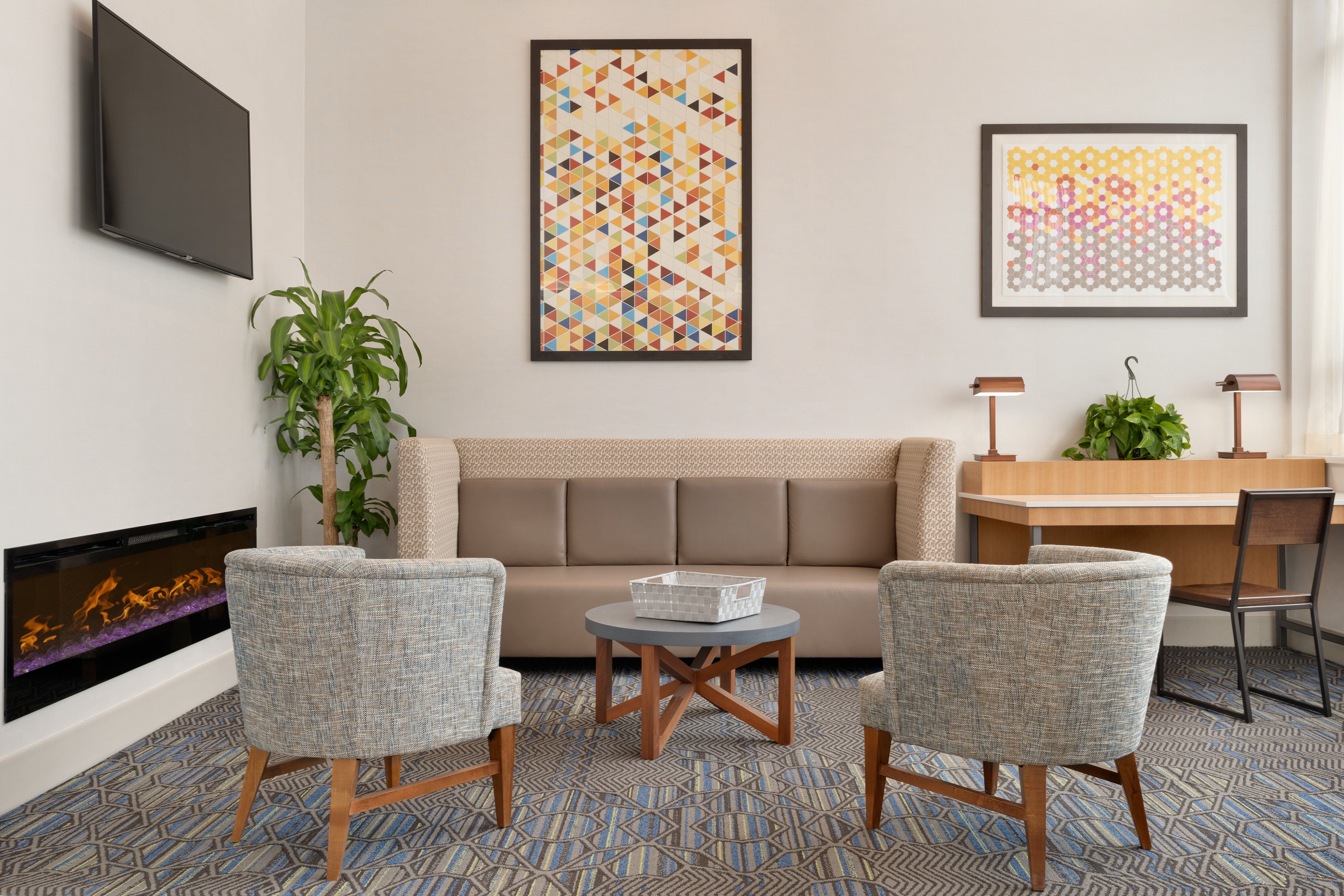 holiday inn express jamaica jfk airtrain nyc