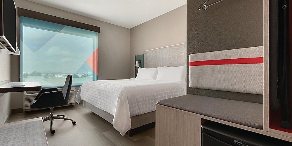 avid hotel savannah south gateway an ihg hotel