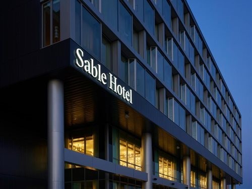 Sable At Navy Pier Chicago, Curio Collection By Hilton,Freeport>>Chicago,4 star