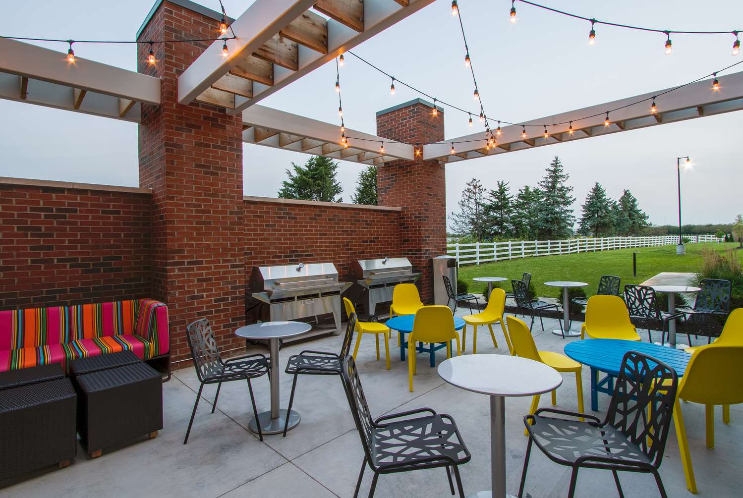 home2 suites by hilton grove city columbus
