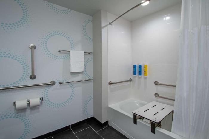 home2 suites by hilton grove city columbus