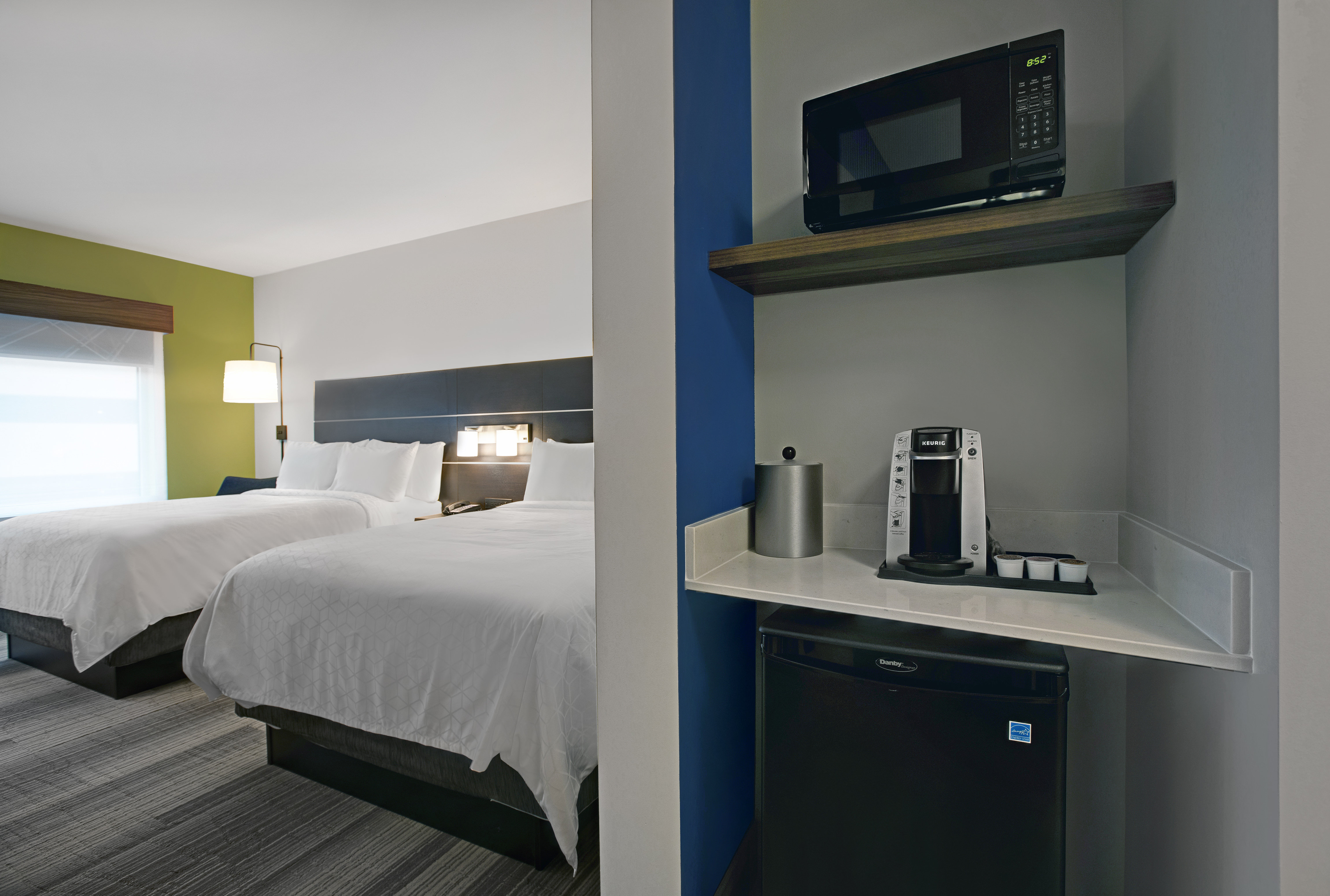 holiday inn express milwaukee downtown an ihg hotel
