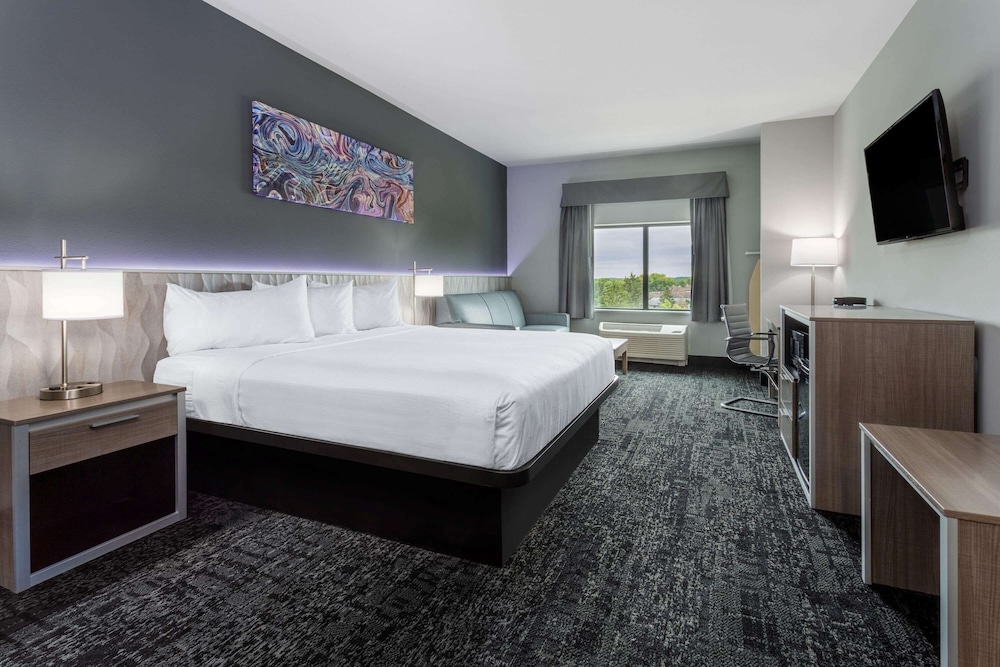 baymont inn and suites by wyndham madison