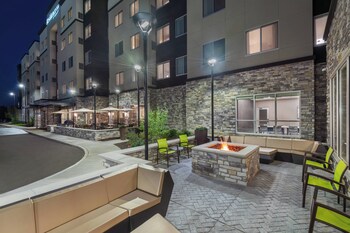 springhill suites by marriott indianapolis keystone
