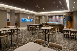 springhill suites by marriott indianapolis keystone