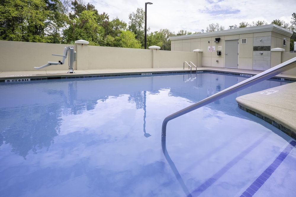holiday inn express and suites rock hill an ihg hotel