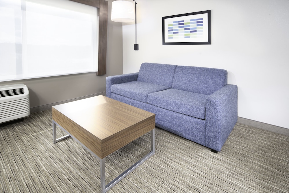 holiday inn express and suites rock hill an ihg hotel
