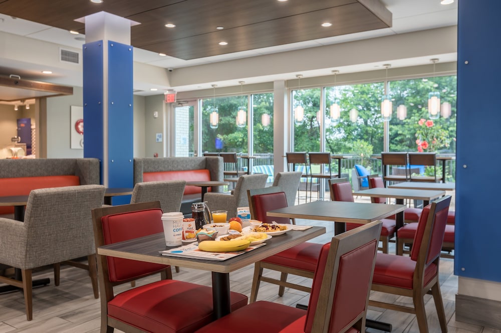 holiday inn express and suites rock hill an ihg hotel