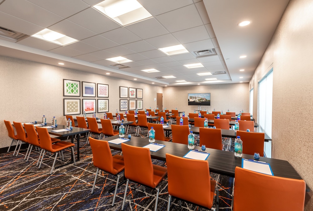 holiday inn express and suites rock hill an ihg hotel