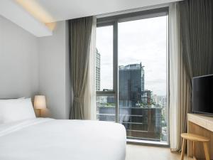 oakwood suites bangkok