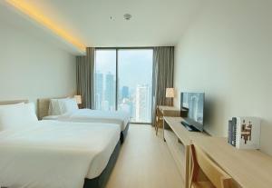 oakwood suites bangkok