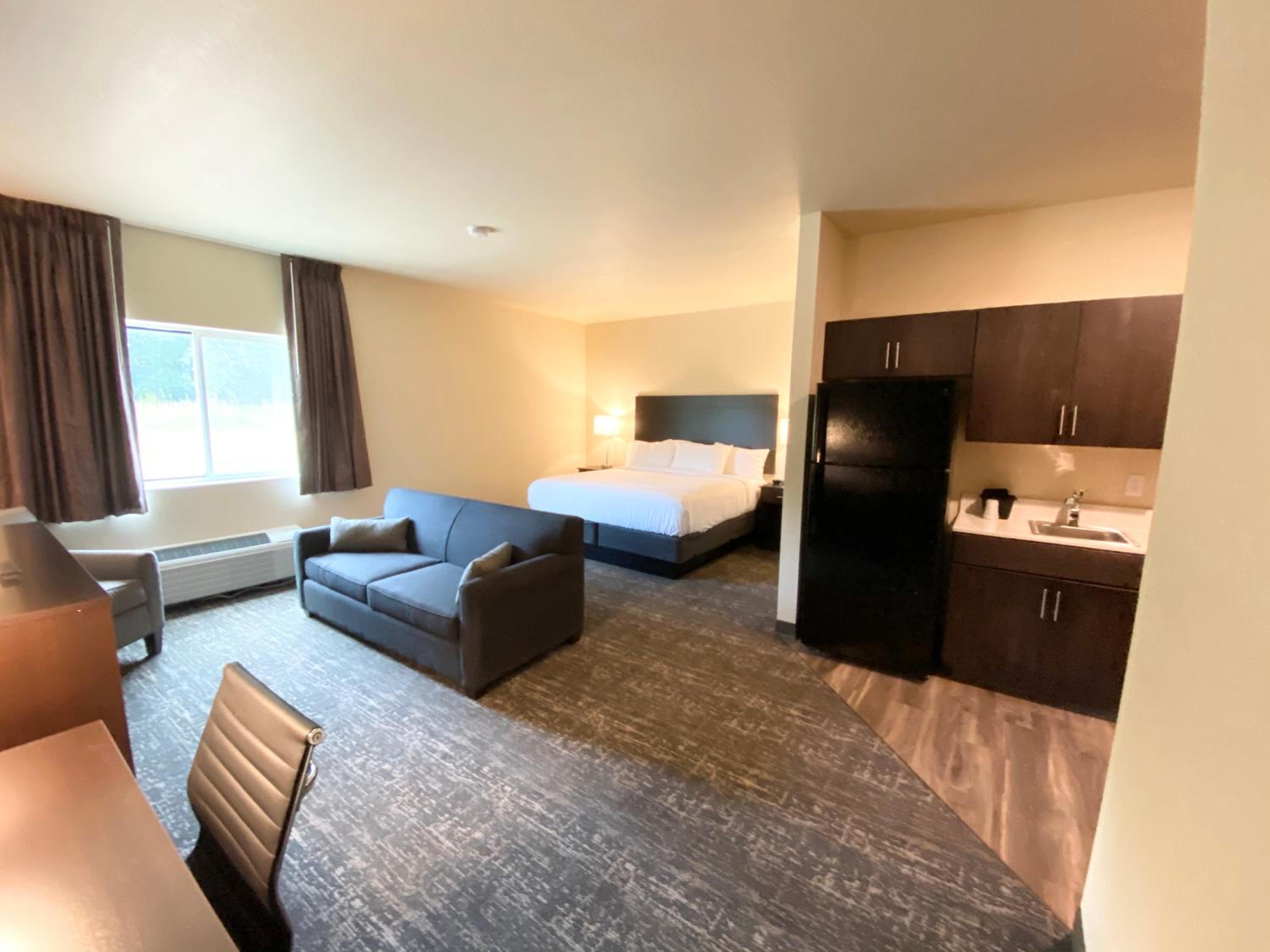 cobblestone inn and suites forest city