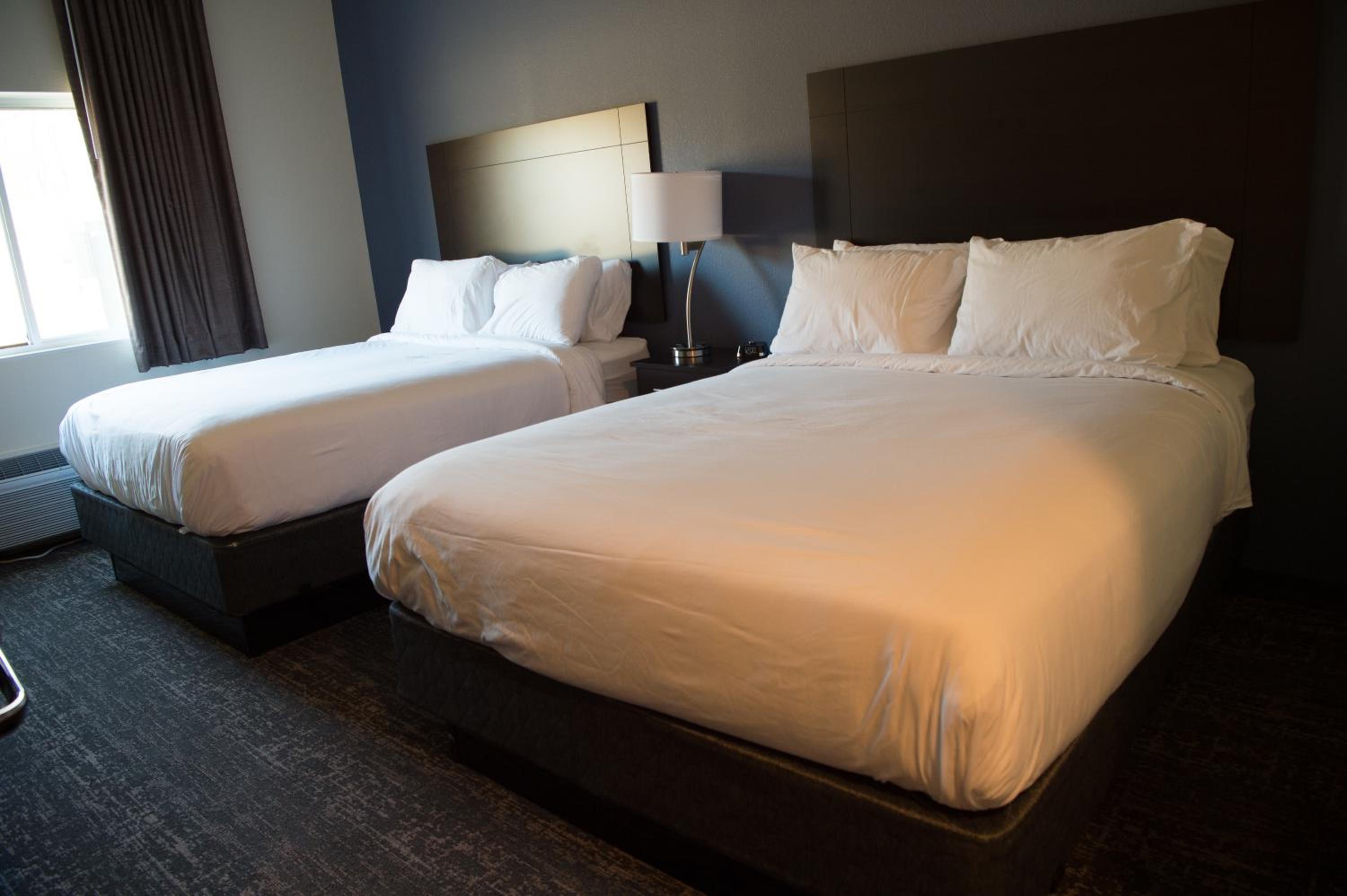 cobblestone inn and suites forest city