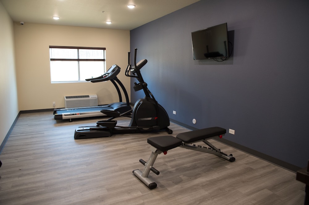 cobblestone inn and suites forest city