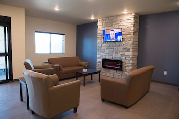 Cobblestone Inn & Suites - Forest City,Hancock>>Forest City,2.5 star