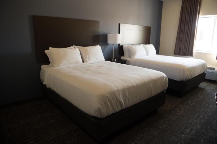 cobblestone inn and suites forest city