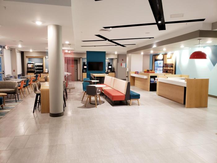 avid hotel cincinnati n west chester an ihg hotel