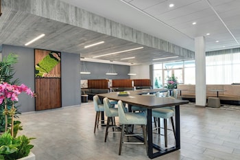 courtyard by marriott hamilton