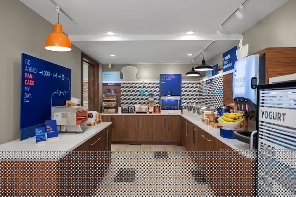 holiday inn express and suites woodside queens nyc