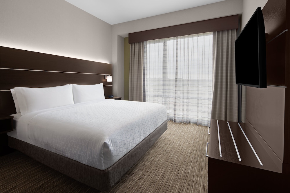 holiday inn express and suites woodside queens nyc