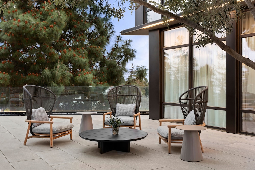 tetra hotel autograph collection