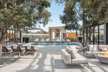 tetra hotel autograph collection