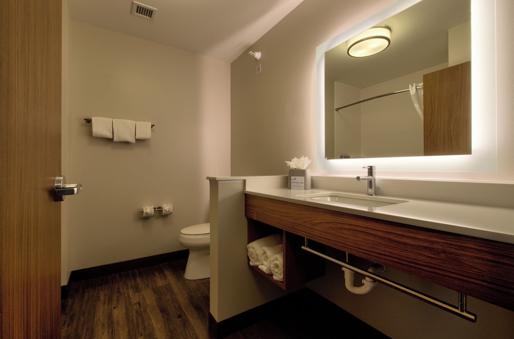 holiday inn express and suites onalaska la crosse