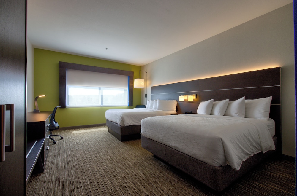 holiday inn express and suites onalaska la crosse