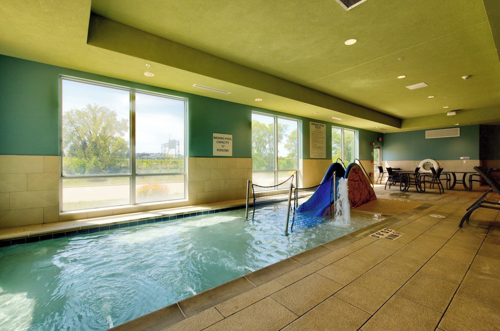 holiday inn express and suites onalaska la crosse