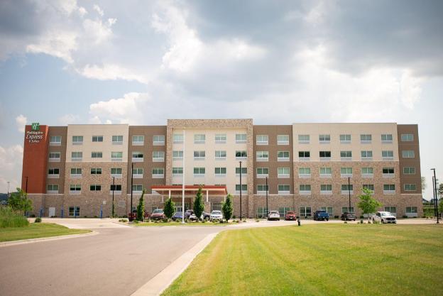holiday inn express and suites onalaska la crosse