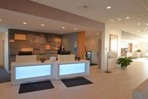 holiday inn express and suites onalaska la crosse
