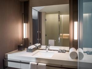 new world hoiana hotel vietnam