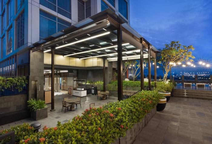 hilton garden inn jakarta taman palem