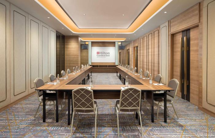 hilton garden inn jakarta taman palem