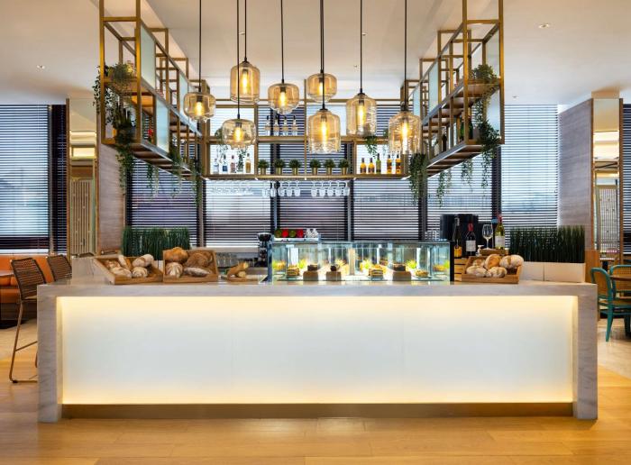 hilton garden inn jakarta taman palem
