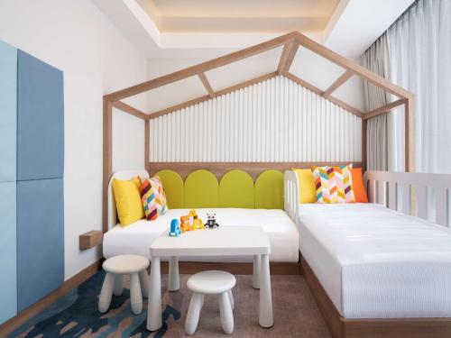 hilton garden inn jakarta taman palem