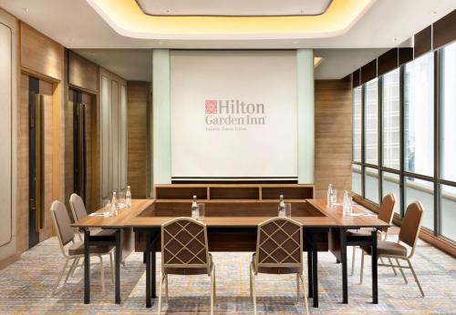 hilton garden inn jakarta taman palem