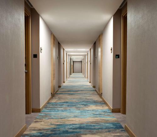 hilton garden inn jakarta taman palem