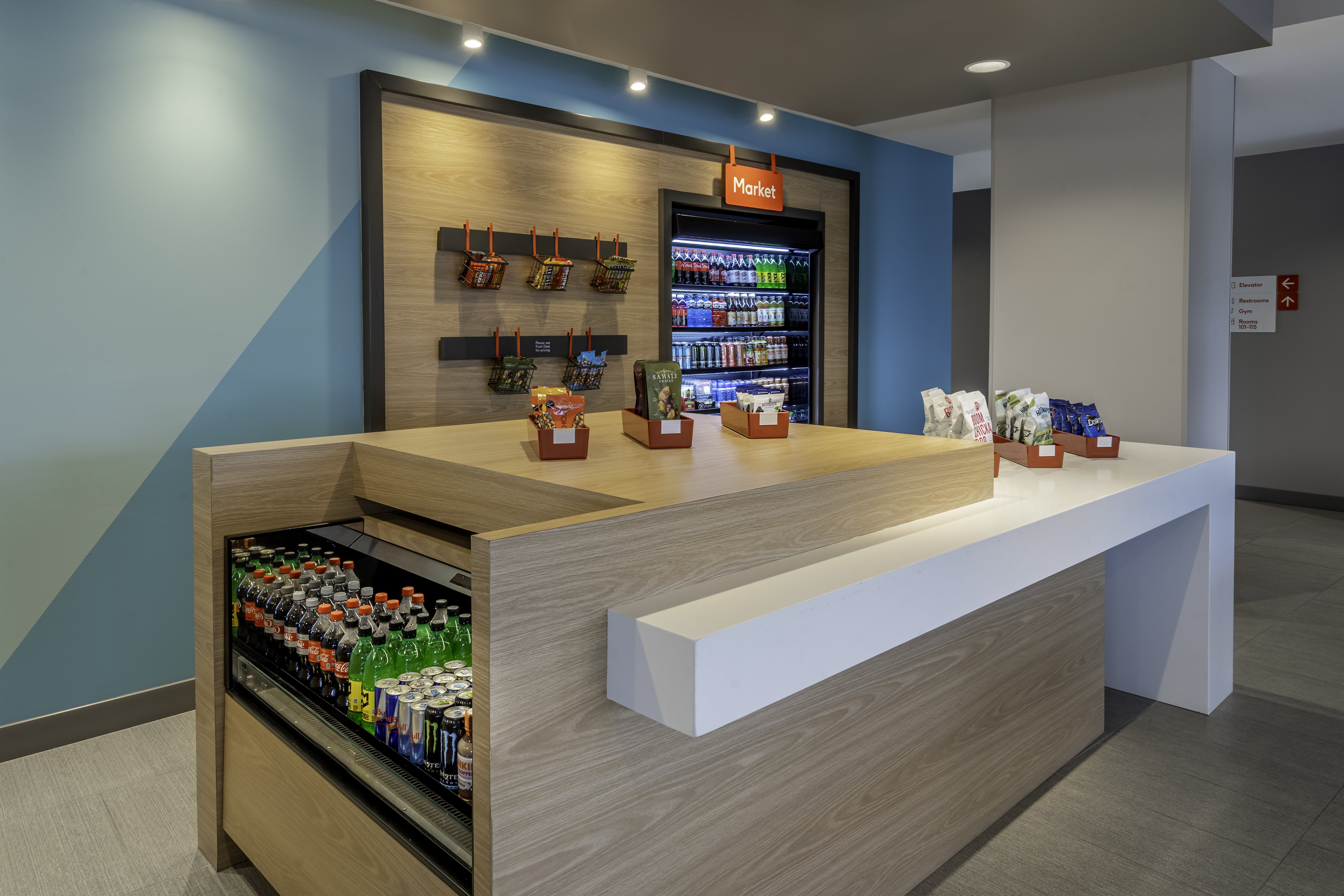 avid hotels milwaukee west waukesha an ihg hotel