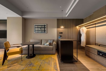 hotel resonance taipei tapestry collection by hilton