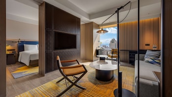 hotel resonance taipei tapestry collection by hilton