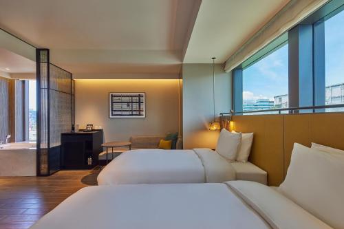 hotel resonance taipei tapestry collection by hilton