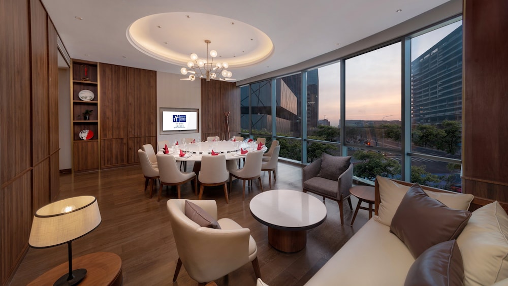 holiday inn express beijing yizhuang tongminghu an ihg hotel