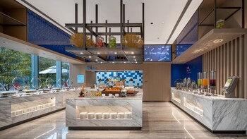 holiday inn express beijing yizhuang tongminghu an ihg hotel