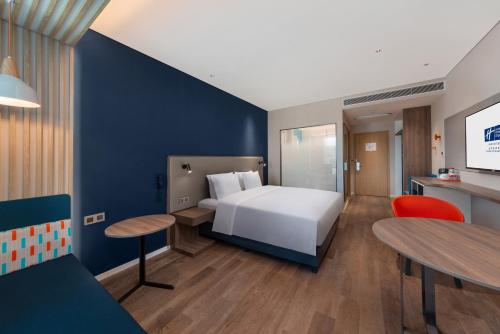 holiday inn express beijing yizhuang tongminghu an ihg hotel